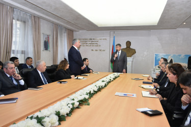 İcra Başçısı ərazidə sakinləri dinlədi,  problemlərinin həllinə dair göstərişlər verdi