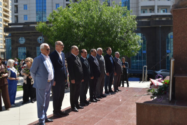 Yasamalda Mikayıl Müşfiqin 118 illiyi qeyd olundu