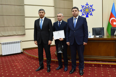 Yasamal rayonu Ulu Öndərin əziz xatirəsini uca tutur