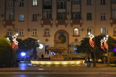 Yasamalda bayram bəzədilməsi həyata keçirilib
