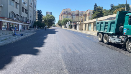 Yasamal rayonunda genişmiqyaslı asfaltlanma işləri aparılır