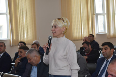 RİH Başçısı ərazidə Yasamal sakinləri ilə görüşdü, problem və qayğılarını dinlədi