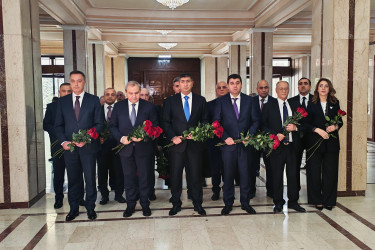 Yasamal rayonunda Prezident İlham Əliyevin Yeni Azərbaycan Partiyasının VIII Qurultayındakı nitqindən irəli gələn vəzifələr müzakirə olunub