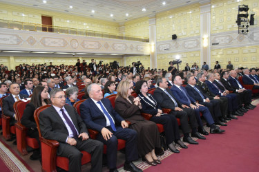 Yasamal rayonunda Prezident İlham Əliyevin Yeni Azərbaycan Partiyasının VIII Qurultayındakı nitqindən irəli gələn vəzifələr müzakirə olunub