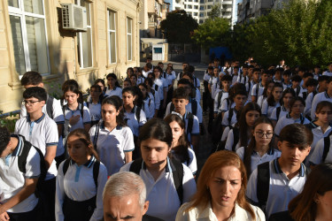 Yasamal rayonunun ümumtəhsil məktəblərində "Bilik günü" qeyd olunub