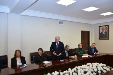 “Dövlət qulluğunda vəzifələrin və ehtiyat kadrların idarə edilməsi” mövzusunda təlim keçirilib