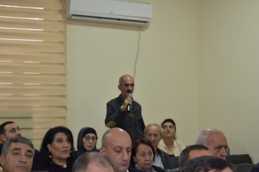 İcra Başçısı ərazidə Yasamal sakinləri ilə görüşdü, müraciətlərin həllinə dair göstərişlər verdi