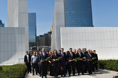 Yasamal ictimaiyyəti Zəfər parkını ziyarət etdi