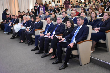 Yasamal rayonnda yerləşən Azərbaycan Milli Konservatoriyasında Azərbaycanın xalq artisti, xanəndə Mənsum İbrahimovun 65 illik yubileyi münasibətilə tədbir keçirilib.