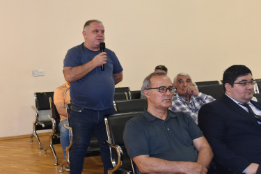 İcra başçısının sakinlərlə görüşləri davam edir