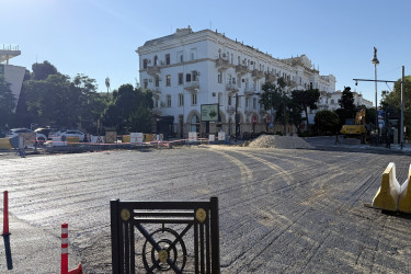 Yasamal rayonunun bir sıra ünvanlarında yol təmiri işləri davam edir