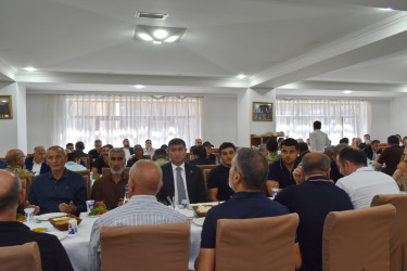 Təzə Pir məscidində şəhidlərimizin ruhuna ehsan süfrəsi açılıb