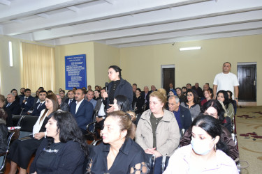 İcra Başçısı ərazidə Yasamal sakinləri ilə görüşdü, problem və qayğılarını dinlədi