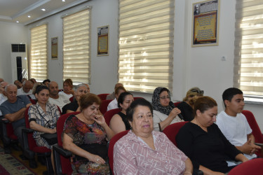 İcra Başçısı ərazidə Yasamal sakinləri ilə görüşdü