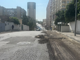 Xiyabani küçəsində asfaltlama işləri