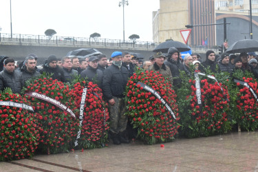 Yasamal rayon ictimaiyyəti  20 yanvar şəhidlərini yad edib