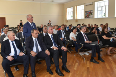 İcra başçısı ərazidə Yasamal sakinləri ilə görüşdü,  problem və qayğılarını dinlədi