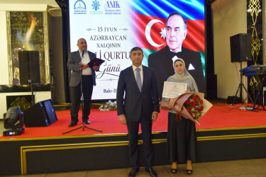 Yasamal ictimaiyyəti Milli Qurtuluş Gününü qeyd edib