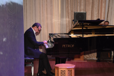 Yasamal rayonunda İlaxır Çərşənbə münasibətilə bayram konserti keçirilib