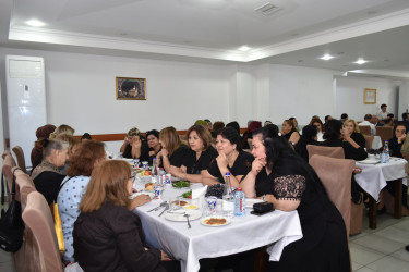 Təzə Pir məscidində şəhidlərimizin ruhuna ehsan süfrəsi açılıb