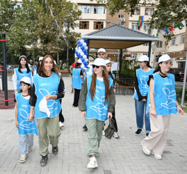 Yasamalda yenilənmiş növbəti həyət sakinlərin istifadəsinə verilib