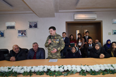 İcra Başçısı sakinlərlə açıq mikrofon formatında görüş keçirdi, sual və müraciətlərinə bir-bir cavab verdi