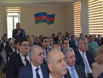 İcra başçısı sakinlərlə görüşdü, xidmət və qurumlardan daha operativ iş tələb etdi