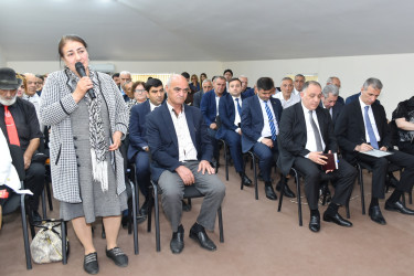 İcra başçısı sakinlərlə görüşdü, təklif və müraciətləri qəbul etdi
