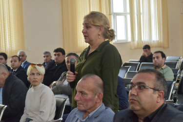 RİH Başçısı ərazidə Yasamal sakinləri ilə görüşdü, problem və qayğılarını dinlədi
