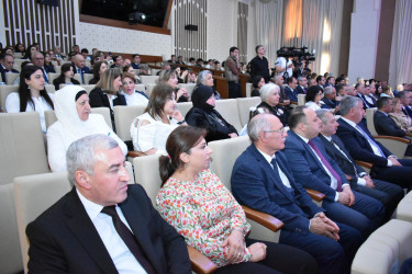 Yasamal rayon ictimaiyyəti Ulu Öndərin xatirəsini əziz tutur