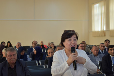 RİH Başçısı Yasamal sakinlərini dinlədi