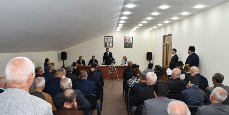 İcra başçısı sakinlərlə görüşdü, təklif və müraciətləri qəbul etdi