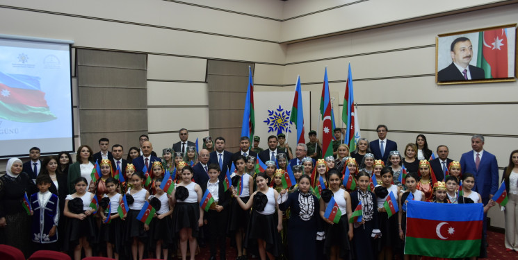 Yasamal rayon ictimaiyyəti Müstəqillik Gününü qeyd edir