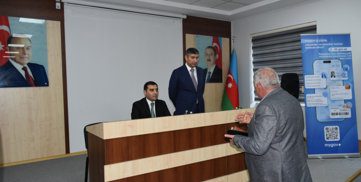 Yasamal RİH başçısı sakinlərlə görüşüb