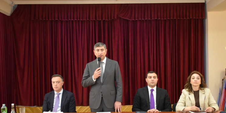 İcra Başçısı Yasamal sakinləri ilə görüşdü,  suallarına fərdi qaydada cavablar verdi