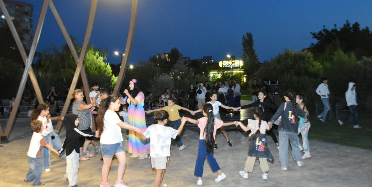 Yasamal rayonunda yay konsertləri davam edir