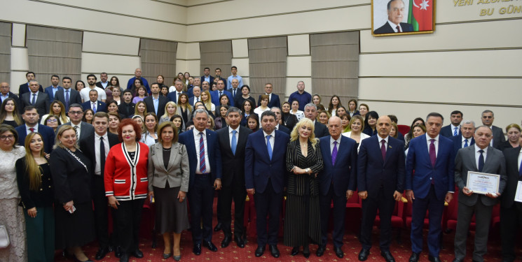 Yasamal rayonu Ulu Öndərin əziz xatirəsini uca tutur
