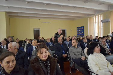 İcra Başçısı Yasamal sakinlərini dinlədi