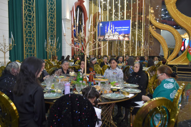 Yasamal rayonunda iftar süfrəsi açılıb