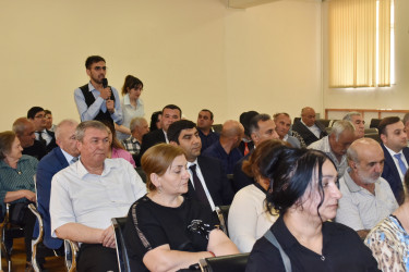 İcra başçısının sakinlərlə görüşləri davam edir
