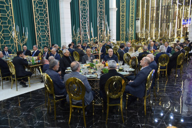 Yasamal rayonunda iftar süfrəsi açılıb