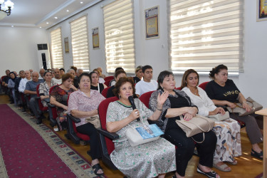 İcra Başçısı ərazidə Yasamal sakinləri ilə görüşdü