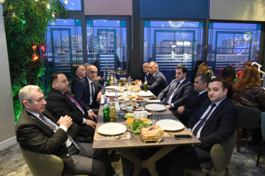 Yasamal Rayon İcra Hakimiyyətinin təşəbbüsü ilə iftar süfrəsi açılıb