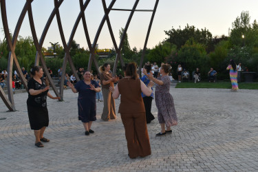 Yasamal rayonunda yay konsertləri davam edir