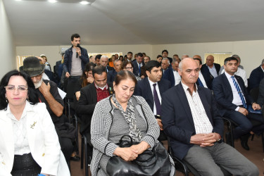 İcra başçısı sakinlərlə görüşdü, təklif və müraciətləri qəbul etdi