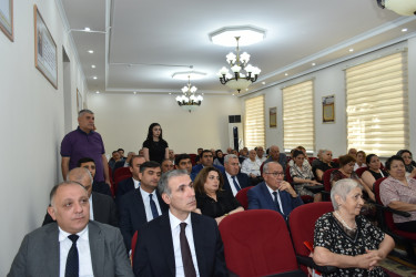 İcra Başçısı ərazidə Yasamal sakinləri ilə görüşdü