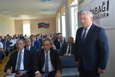 İcra Başçısı ərazidə sakinlərlə görüşdü,  problemlərinin həllinə dair göstərişlər verdi
