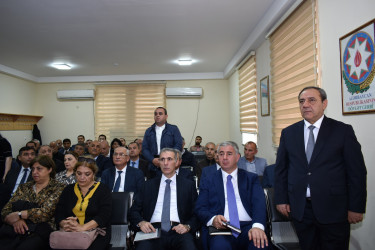 İcra Başçısı ərazidə Yasamal sakinləri ilə görüşdü, müraciətlərin həllinə dair göstərişlər verdi