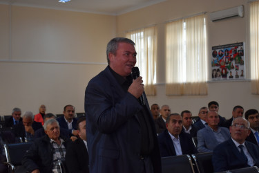 RİH Başçısı Yasamal sakinlərini dinlədi
