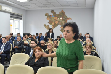 Yasamal RİH başçısı sakinlərlə görüşüb